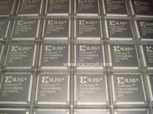 Famílias programáveis Espartano-XL da microplaqueta XCS20XL-4TQ144C IC FPGA